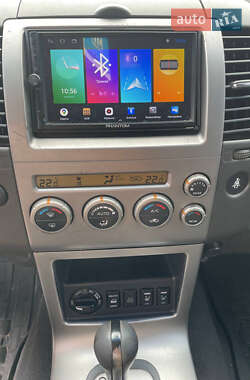 Внедорожник / Кроссовер Nissan Pathfinder 2005 в 
