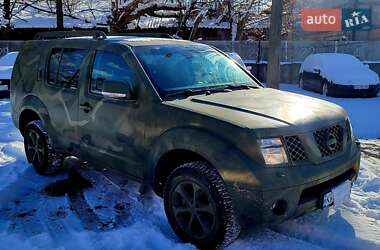 Внедорожник / Кроссовер Nissan Pathfinder 2007 в Киеве