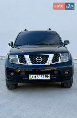 Внедорожник / Кроссовер Nissan Pathfinder 2006 в Вараше