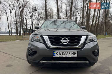 Внедорожник / Кроссовер Nissan Pathfinder 2019 в Киеве