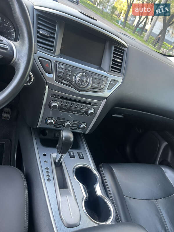 Внедорожник / Кроссовер Nissan Pathfinder 2018 в Киеве