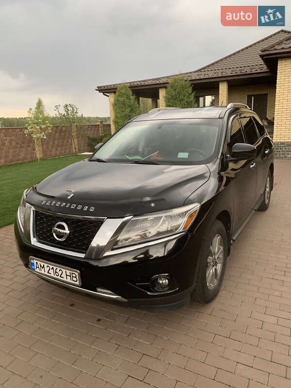 Nissan Pathfinder 2014