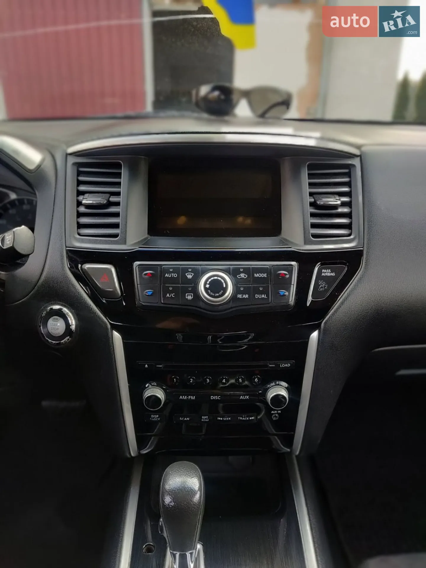 2015 Nissan Pathfinder - мініатюра 14