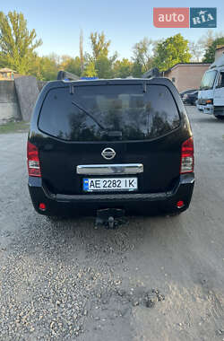 Внедорожник / Кроссовер Nissan Pathfinder 2006 в 