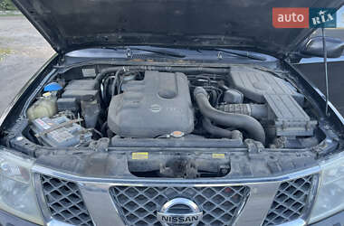 Внедорожник / Кроссовер Nissan Pathfinder 2006 в 
