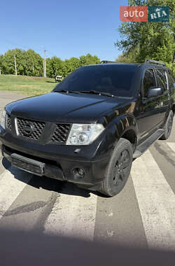 Внедорожник / Кроссовер Nissan Pathfinder 2007 в 