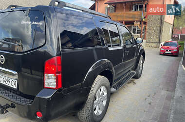 Позашляховик / Кросовер Nissan Pathfinder 2007 в 