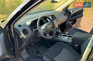 Позашляховик / Кросовер Nissan Pathfinder 2017 в Києві