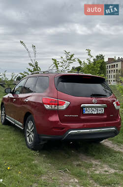 Позашляховик / Кросовер Nissan Pathfinder 2016 в 