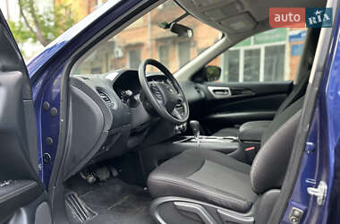 Позашляховик / Кросовер Nissan Pathfinder 2020 в 