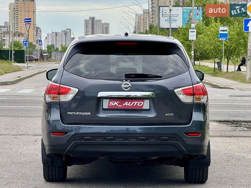 Позашляховик / Кросовер Nissan Pathfinder 2014 в Києві