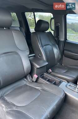 Позашляховик / Кросовер Nissan Pathfinder 2007 в 
