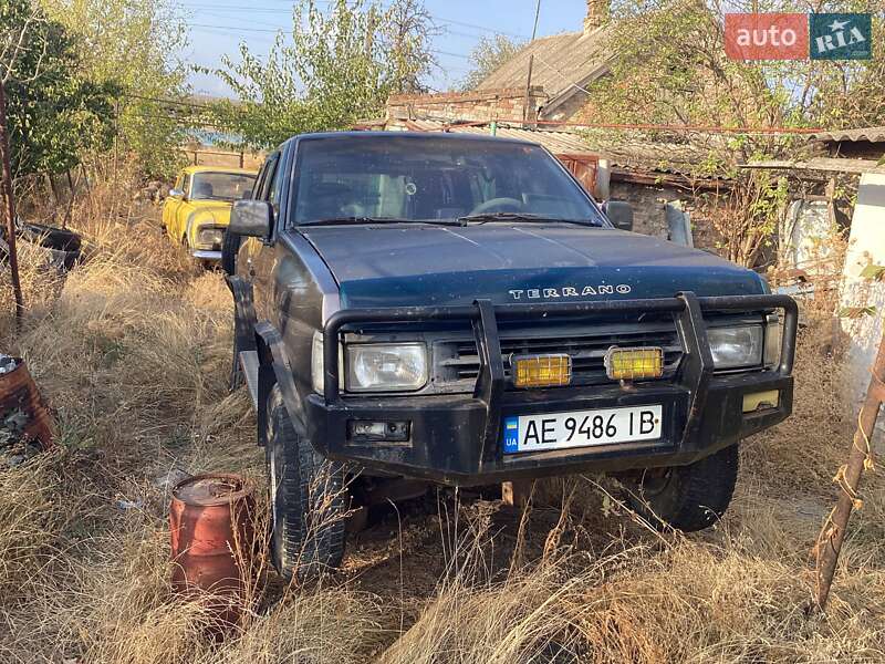 Nissan Pathfinder 1993
