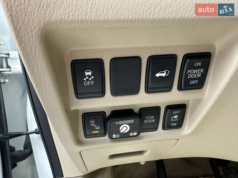 Позашляховик / Кросовер Nissan Pathfinder 2015 в Києві