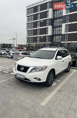 Позашляховик / Кросовер Nissan Pathfinder 2013 в 
