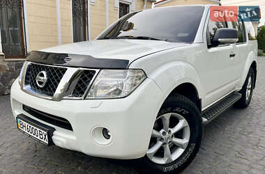 Позашляховик / Кросовер Nissan Pathfinder 2011 в Одесі
