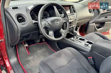 Внедорожник / Кроссовер Nissan Pathfinder 2013 в 