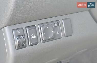 Внедорожник / Кроссовер Nissan Pathfinder 2011 в 