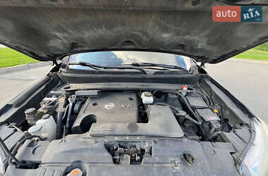 Внедорожник / Кроссовер Nissan Pathfinder 2013 в 