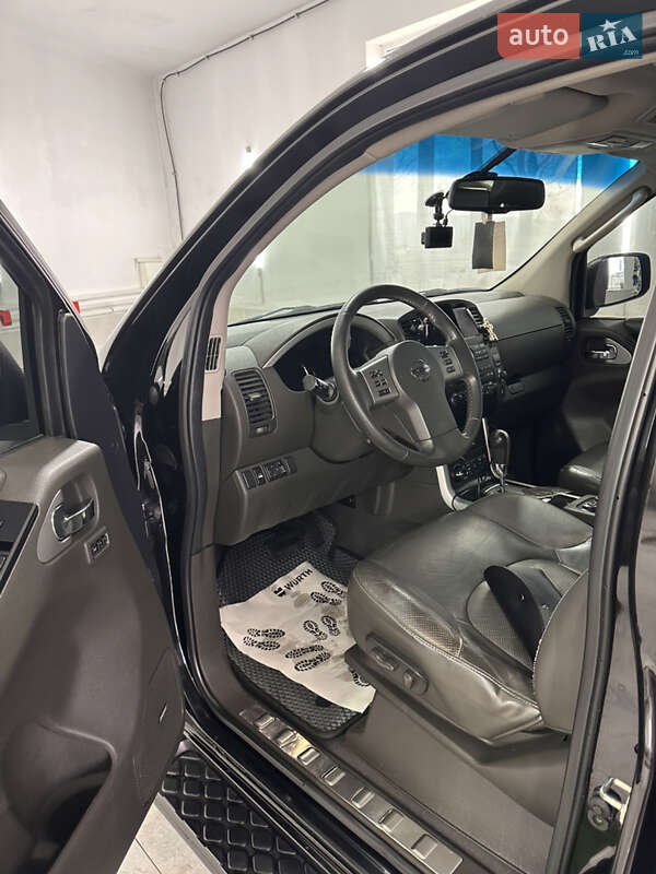 Позашляховик / Кросовер Nissan Pathfinder 2012 в Іршаві фото 5 Позашляховик / Кросовер Nissan Pathfinder 2012 в Іршаві