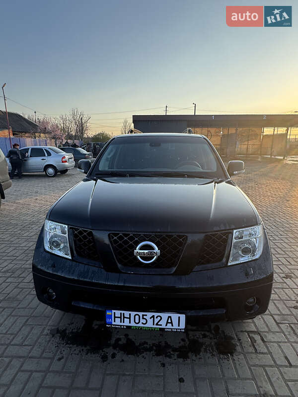 Позашляховик / Кросовер Nissan Pathfinder 2008 в Краматорську