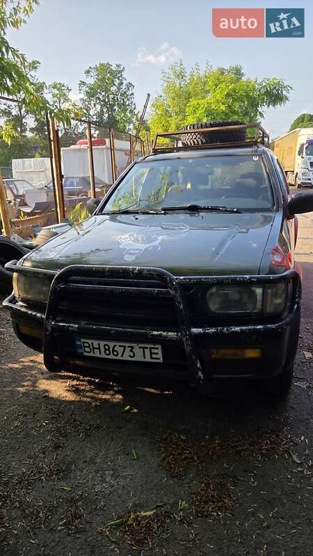 Nissan Pathfinder 1998