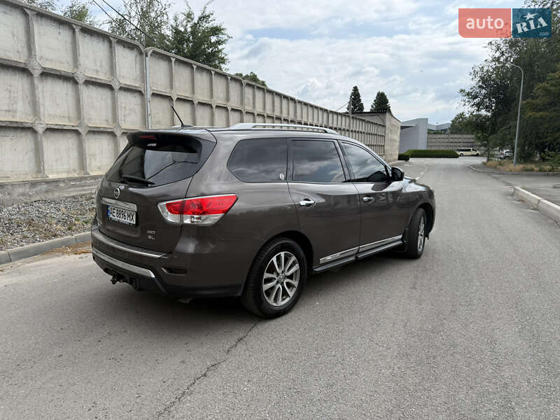 Позашляховик / Кросовер Nissan Pathfinder 2016 в Дніпрі