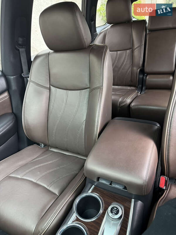 Позашляховик / Кросовер Nissan Pathfinder 2016 в Дніпрі