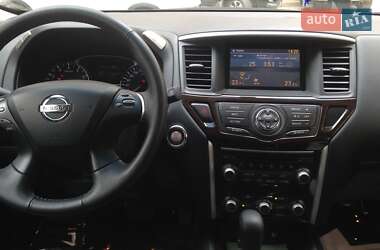 Внедорожник / Кроссовер Nissan Pathfinder 2013 в 