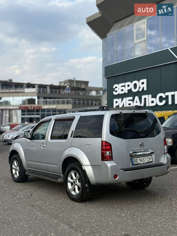 Внедорожник / Кроссовер Nissan Pathfinder 2007 в Одессе