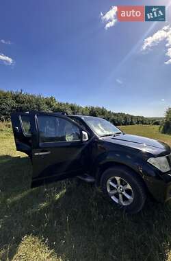 Внедорожник / Кроссовер Nissan Pathfinder 2009 в 