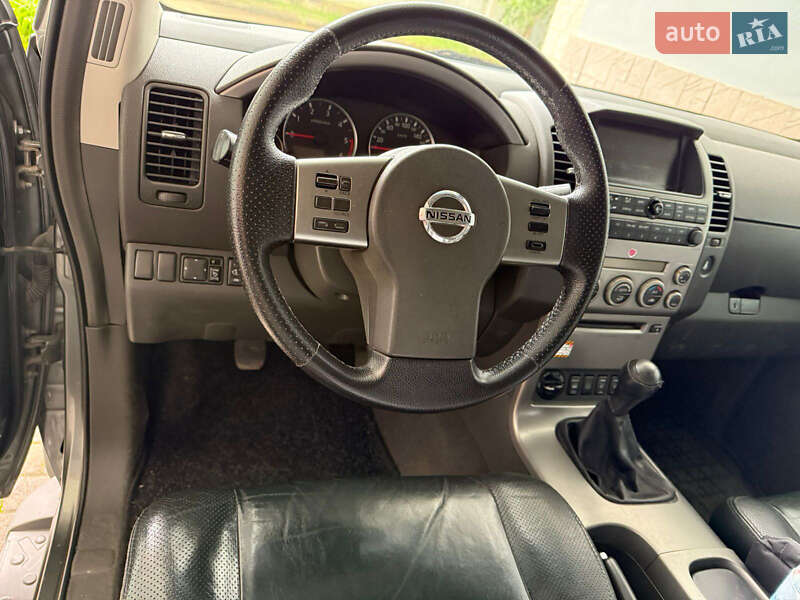 Позашляховик / Кросовер Nissan Pathfinder 2005 в Івано-Франківську