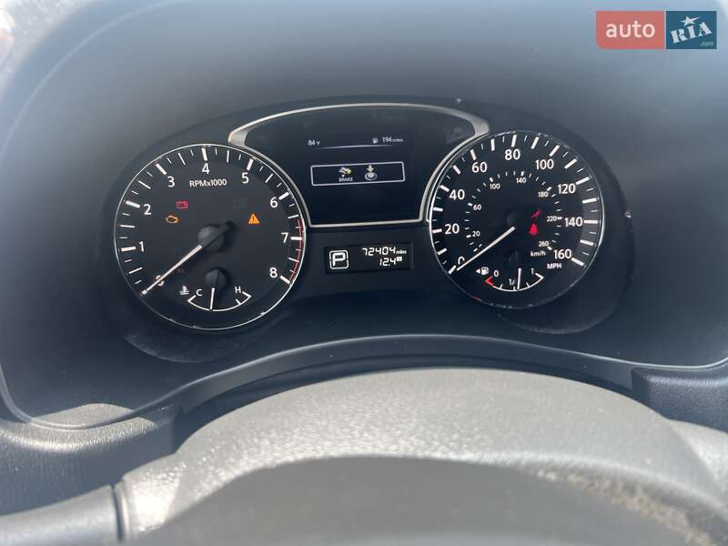 Позашляховик / Кросовер Nissan Pathfinder 2015 в Дніпрі фото 10 Позашляховик / Кросовер Nissan Pathfinder 2015 в Дніпрі