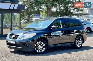 Позашляховик / Кросовер Nissan Pathfinder 2015 в Києві