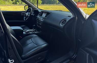 Внедорожник / Кроссовер Nissan Pathfinder 2013 в 
