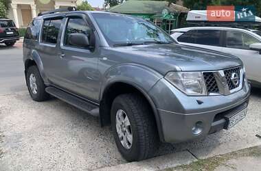 Внедорожник / Кроссовер Nissan Pathfinder 2006 в Николаеве