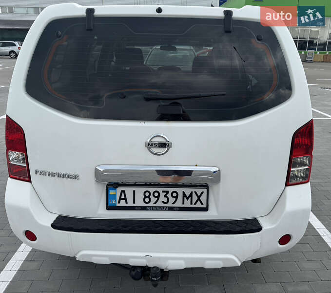 Внедорожник / Кроссовер Nissan Pathfinder 2011 в Борисполе
