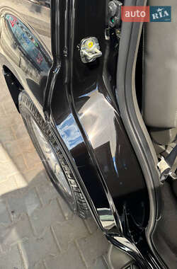 Внедорожник / Кроссовер Nissan Pathfinder 2014 в 