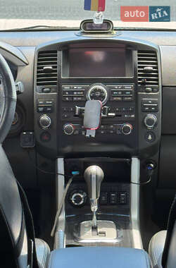 Внедорожник / Кроссовер Nissan Pathfinder 2014 в 