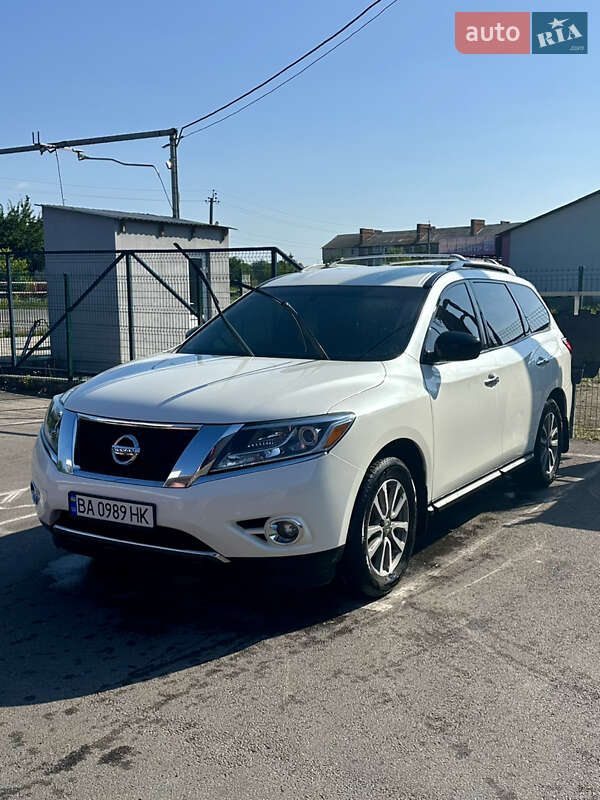 Nissan Pathfinder 2015