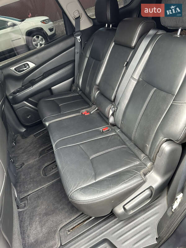 Внедорожник / Кроссовер Nissan Pathfinder 2013 в Вараше фото 9 Внедорожник / Кроссовер Nissan Pathfinder 2013 в Вараше