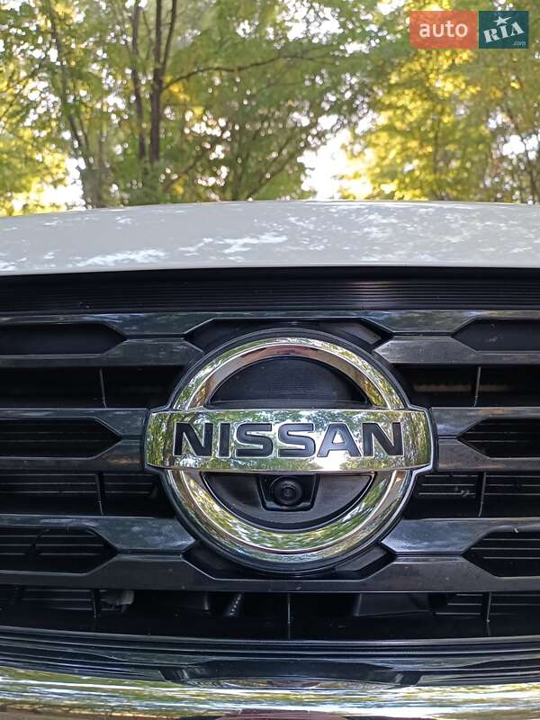 Внедорожник / Кроссовер Nissan Pathfinder 2016 в Каменском