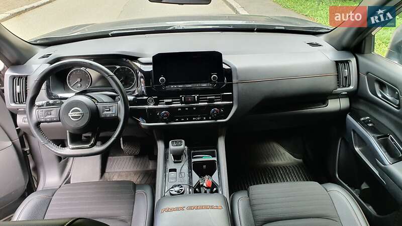 Внедорожник / Кроссовер Nissan Pathfinder 2023 в Киеве