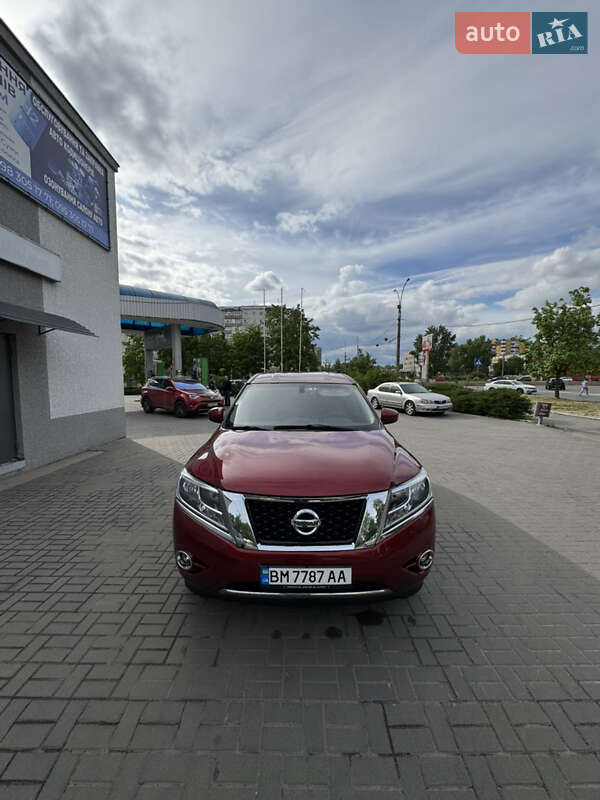 Позашляховик / Кросовер Nissan Pathfinder 2013 в Сумах