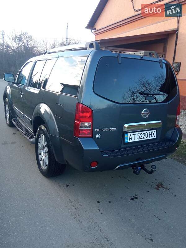 Nissan Pathfinder 2013