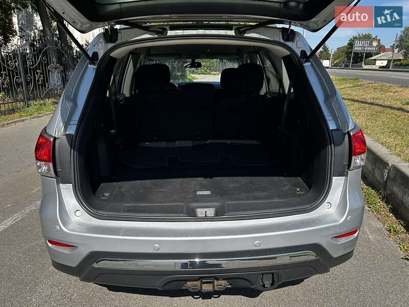 Позашляховик / Кросовер Nissan Pathfinder 2016 в Броварах фото 12 Позашляховик / Кросовер Nissan Pathfinder 2016 в Броварах