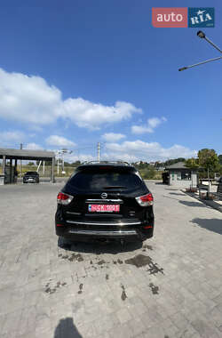Внедорожник / Кроссовер Nissan Pathfinder 2014 в 