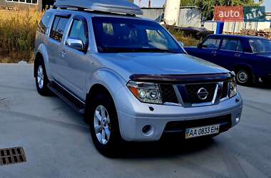 Позашляховик / Кросовер Nissan Pathfinder 2007 в Броварах
