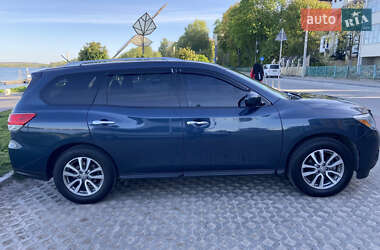 Внедорожник / Кроссовер Nissan Pathfinder 2016 в 