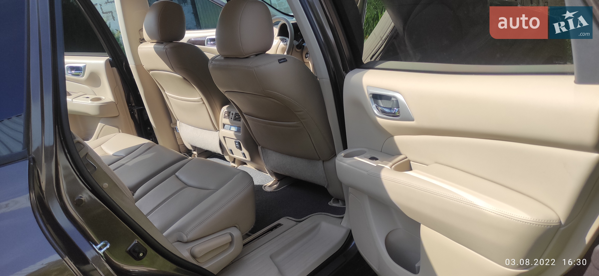 2015 Nissan Pathfinder - мініатюра 16